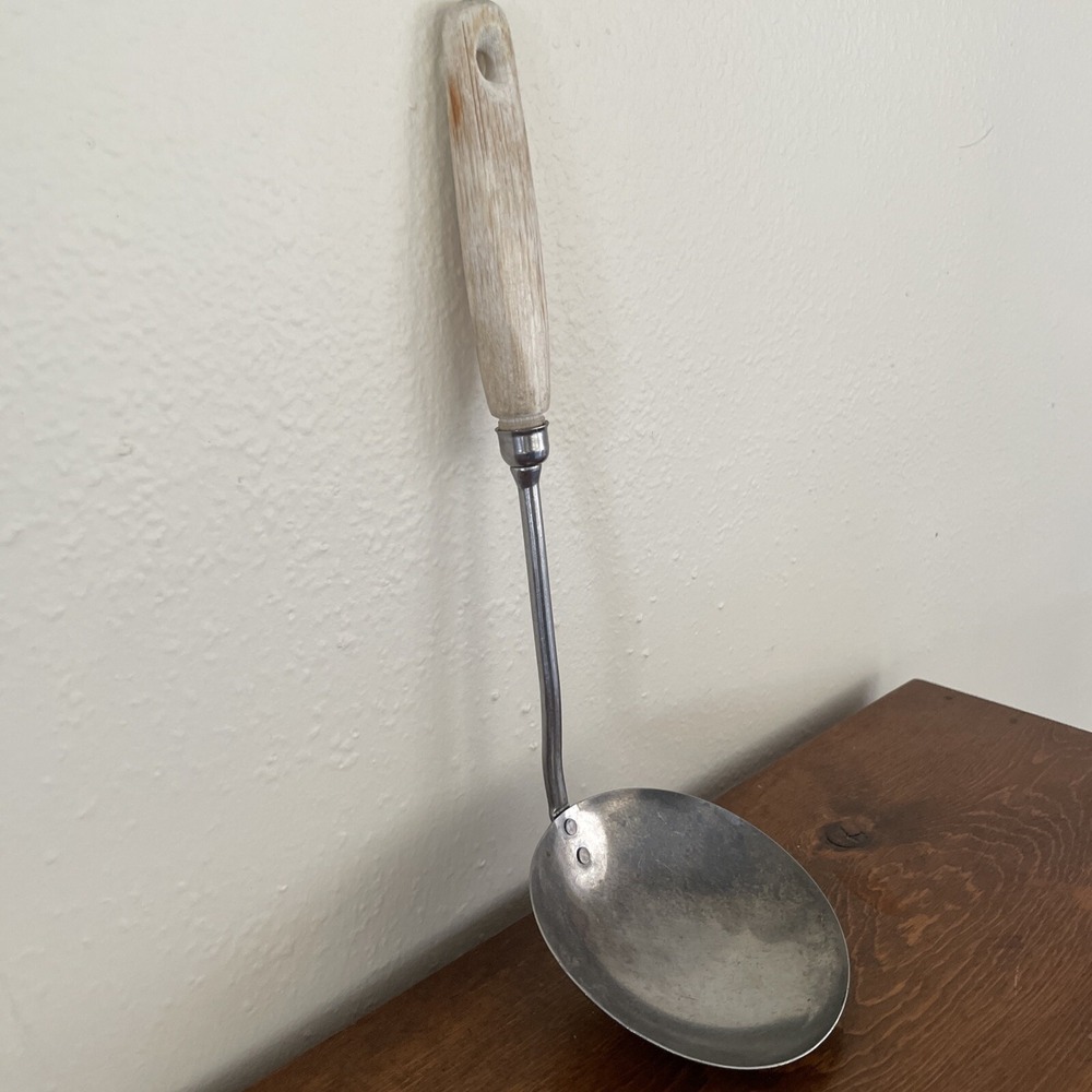 Vtg EKCO Eterna Wood handle 10" ladle water dipper utensil stainless Farmhouse